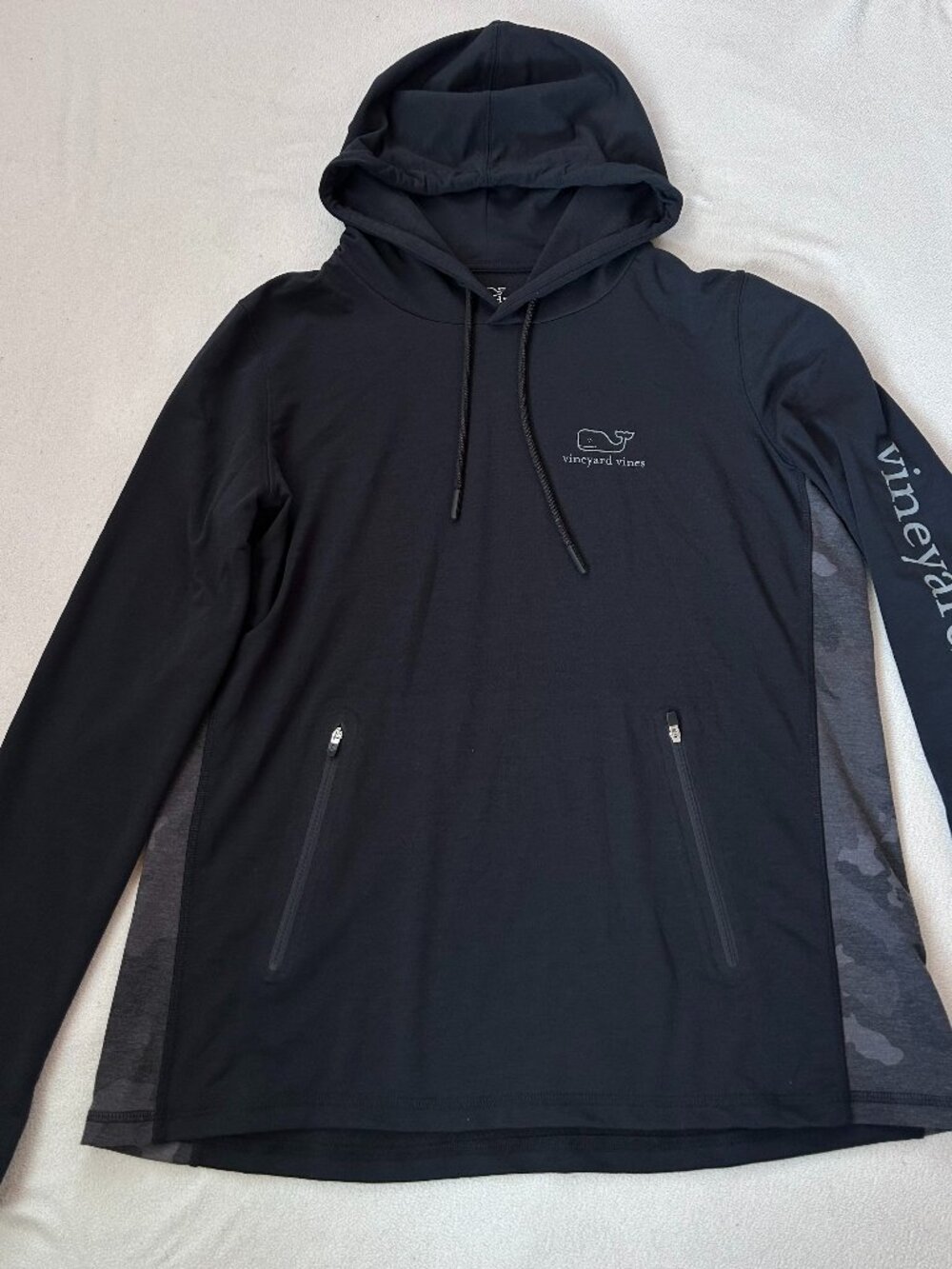 Vineyard Vines Performance Hoodie – Black Camo Panels | Women's Large